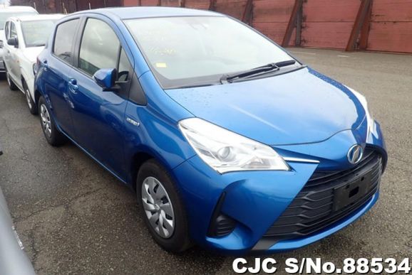 2017 Toyota / Vitz Hybrid Stock No. 88534